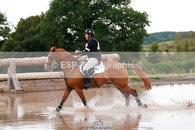 250803A-113520-11483 - K-466-Emily.R.Vincent-GOLDEN.HEART.BREAKER