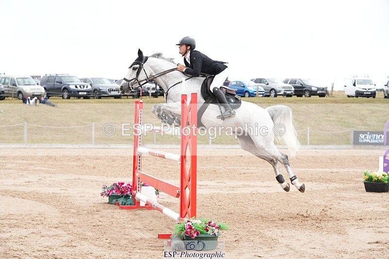 250718-113952-10074 - Cls 2, 3 Star Small Tour Break til End