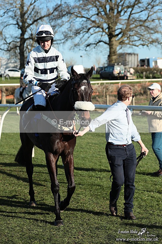 PtP 210326 1208 - VWH Cirencester Races 21/03/26
