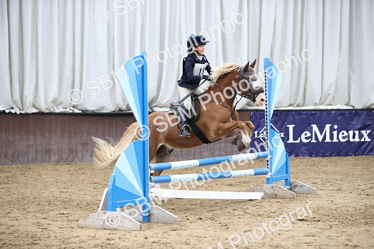 SBM_001744 - Class 5 - Henlow Veterinary Hospital 70cm