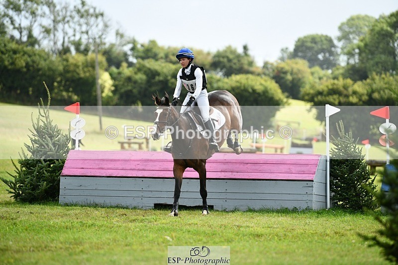 250831-111424-07153 - H-360-Tiana.Coudray