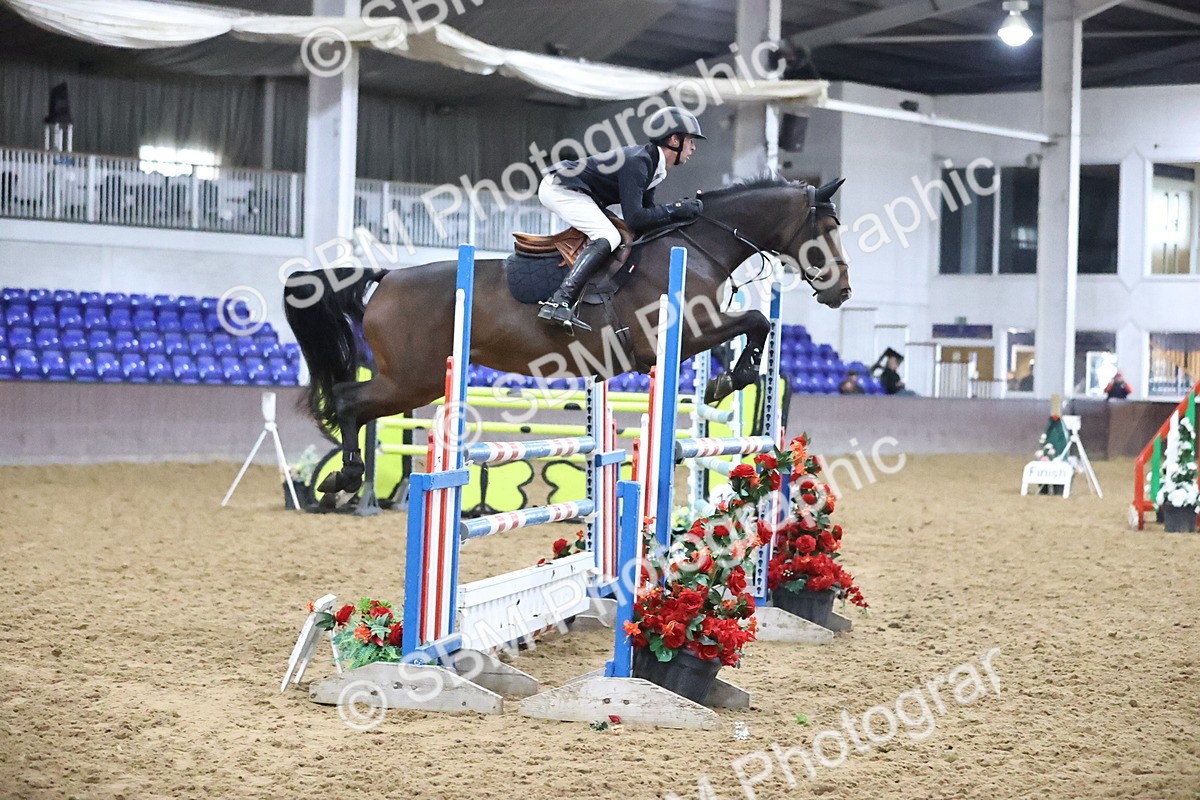 SBM_003812 - Class 12 - Senior Foxhunter 1.20m