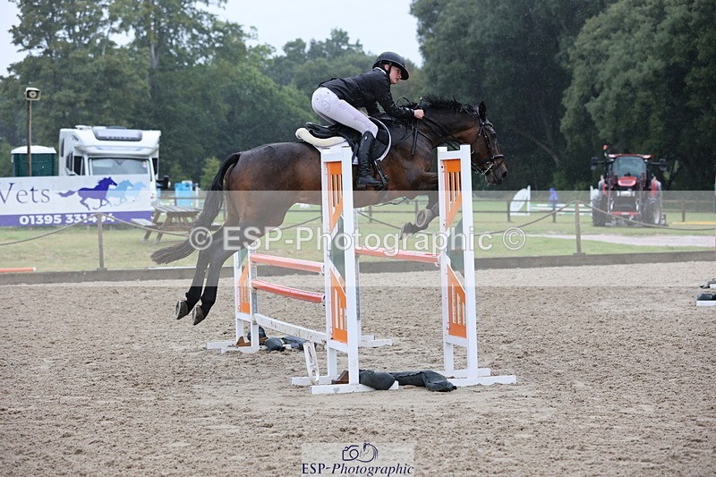 250831A-122728-10197 - Cls 42 Snr 1m Grand Prix