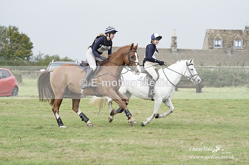  WWHT 031021 3641 - Intermediate Pairs (0.90m) 03/10/21