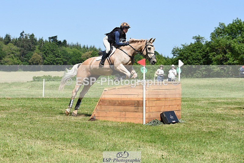 230527-144334-09979 - 356-THE_DUMB_BLONDE-Kat_Raybould-XC