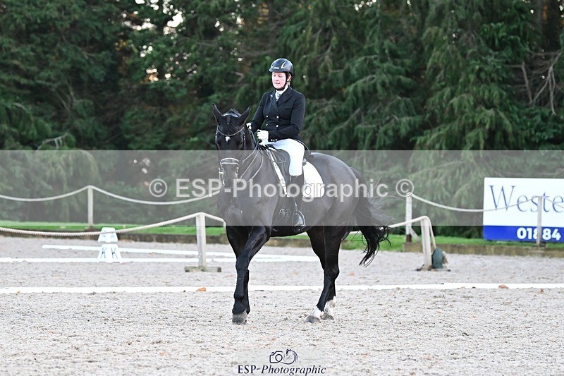 231110-161145-02492 - Cls 12 FEI Inter I