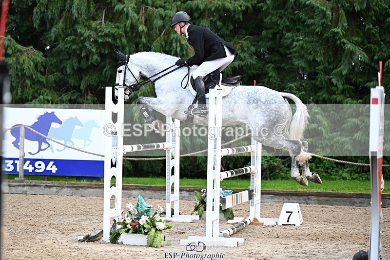 241025-130423-07873 - 236-Musa.Hussain-LIQUID.LUCK