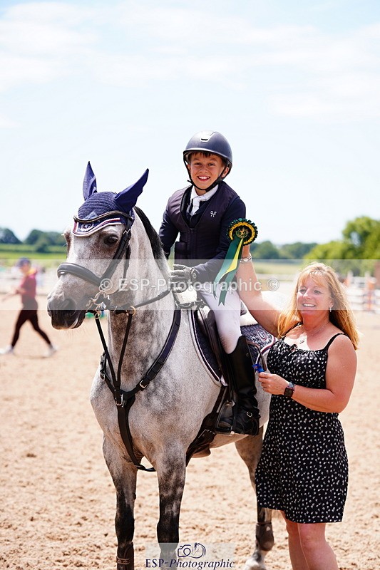 240629A-131526-05614 - Cls 18 Newcomers and 1m Open