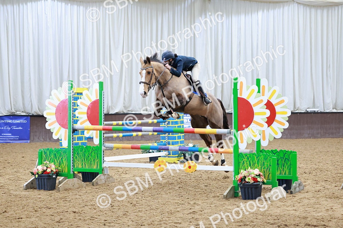 SBM_003601 - Class 11 - Senior Newcomers/ 1.10m Open