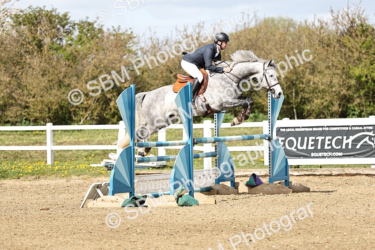SBM_001081 - Class 4 - Senior Newcomers - 1.10m