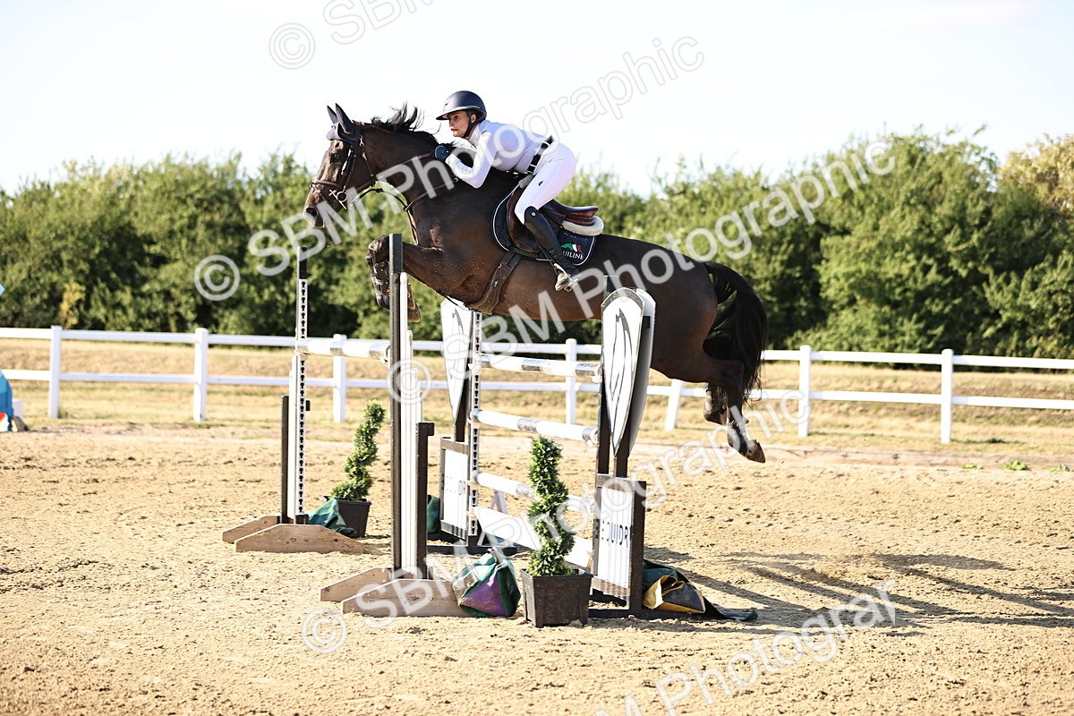 SBM_015977 - Class 18 - Senior 1.35m Open