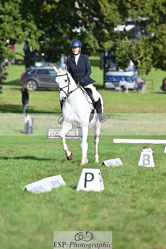 231020-120027-08297 - 651-RATHNAGREW.GREY.TEX-Nicola.Horsley-gubbins-DR