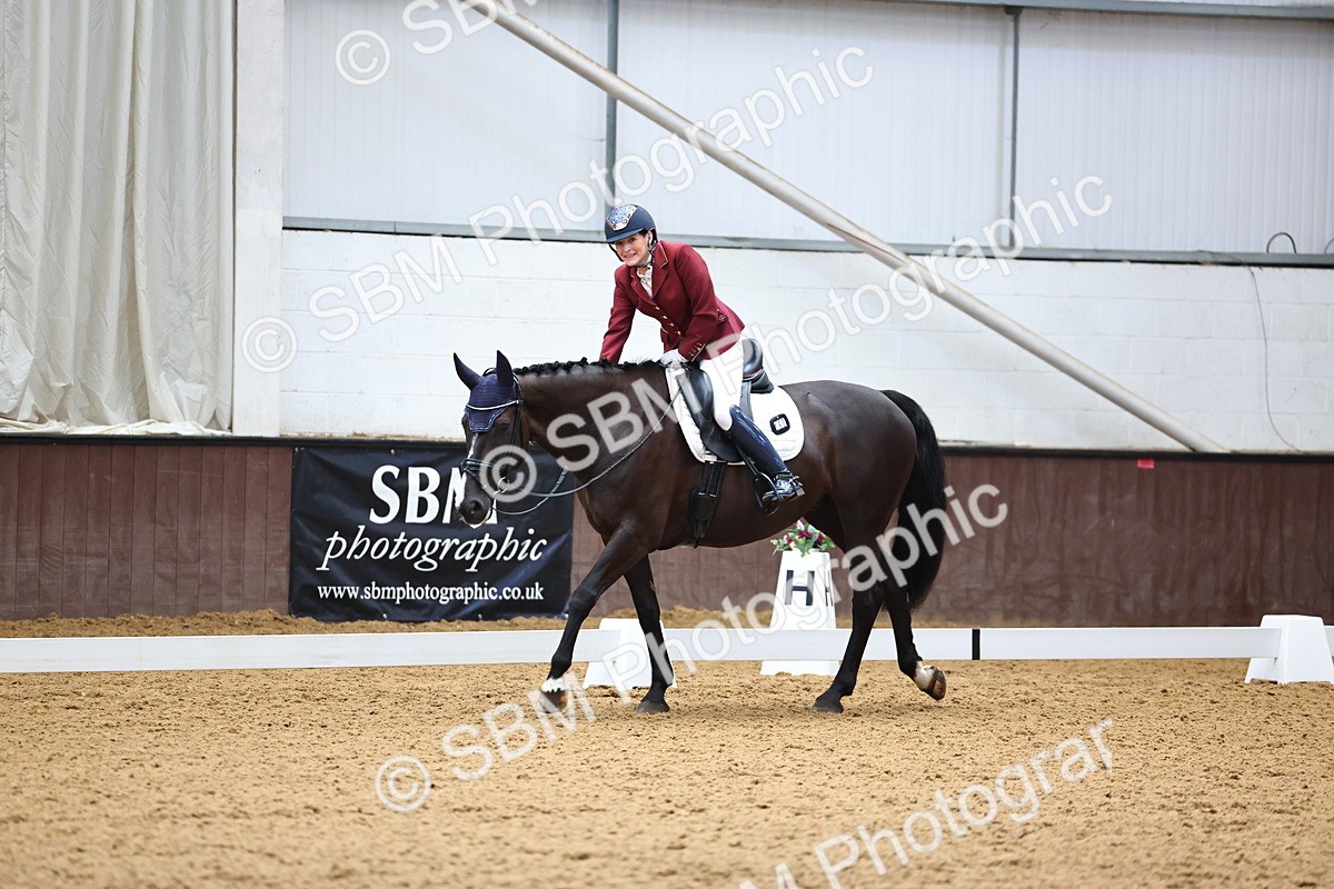 SBM_005637 - Class 5 - Novice 6 - 9.30-10.33