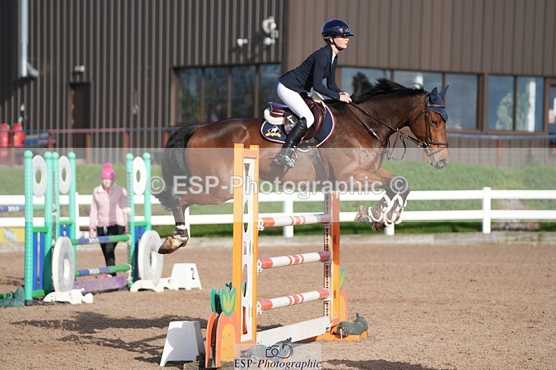 251108-125827-02615 - Cls 13 Foxhunter and 1.20m Open