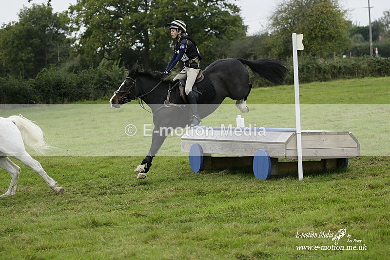  WWHT 171021 2093 - Novice Pairs (0.80m)  17/10/21