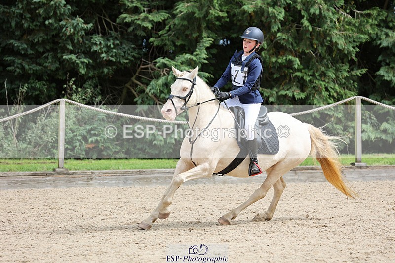 240823X-142610-18389 - 70cm R1 13.45 to 15.30