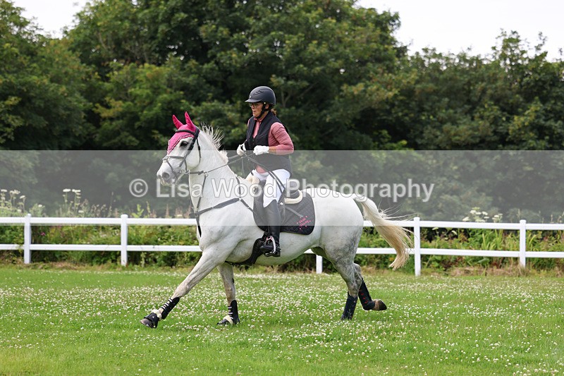 3E7A3560 - Class 6: Hawkins Motors Senior 1.00m Derby