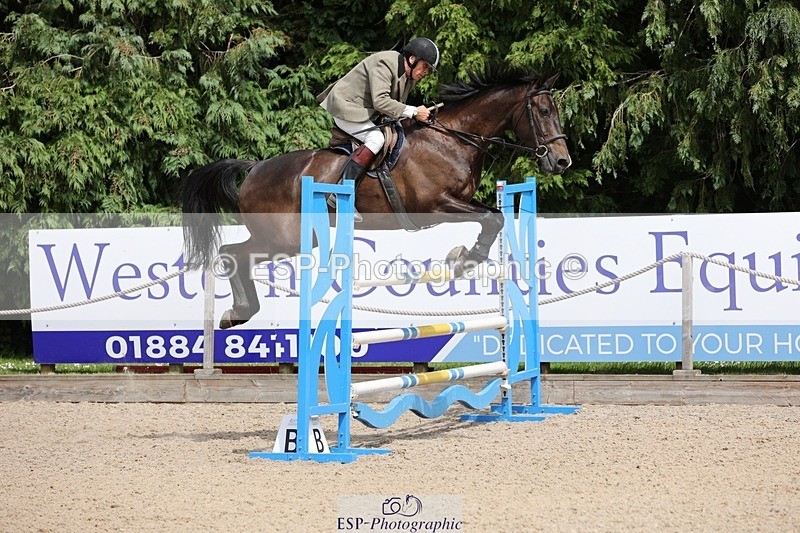 240615-144208-01939 - Cls 6 Snr Foxhunter and 1.20m Open