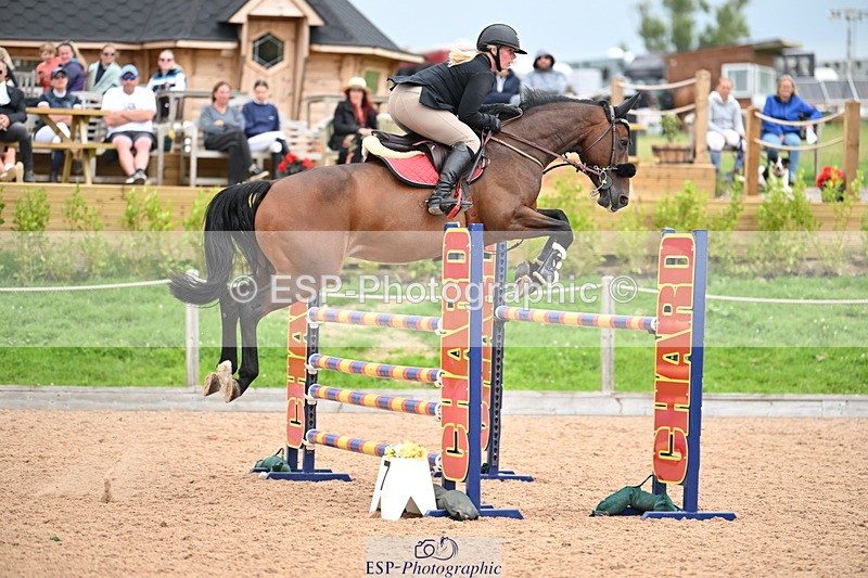 240727A-160014-06053 - Cls 16 Snr Foxhunter
