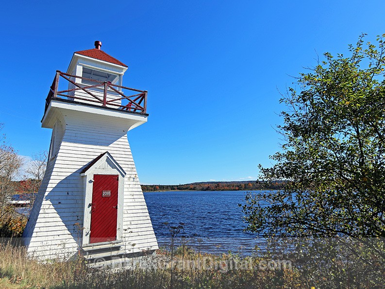 Bayswater Light, Kingston Peninsula - Lighthouses of New Brunswick