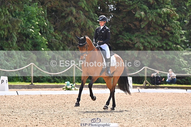 250523A-121328-06486 - D-476-Caroline.Powell-TIK.TOK