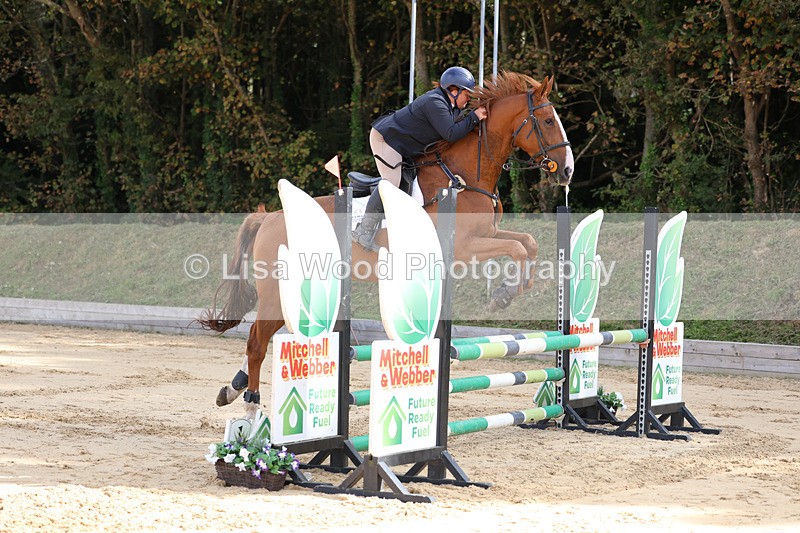 3E7A2095 - Class 4: Senior British Novice/90cm open