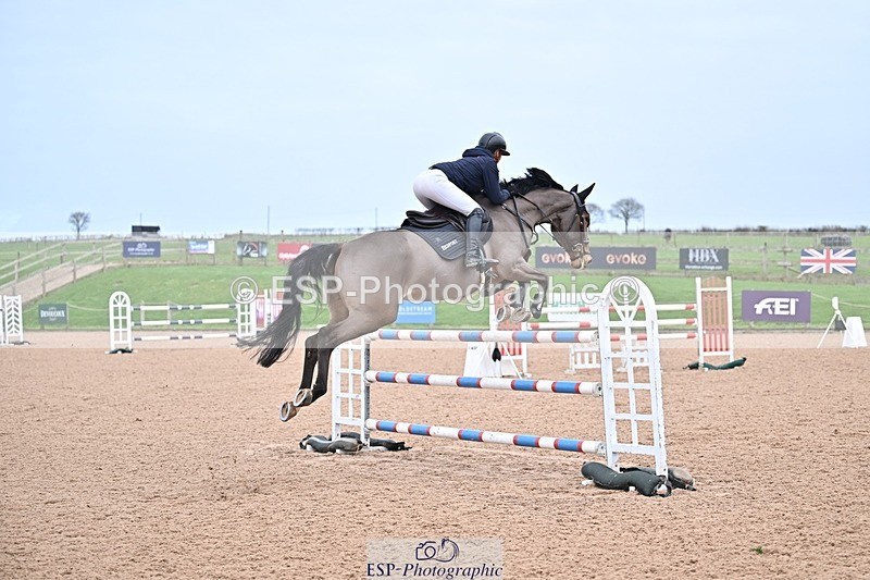 260211-140121-00642 - Cls 5 Foxhunter and 1.20m