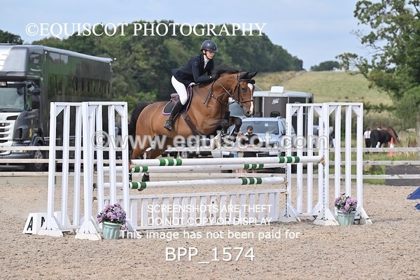 BPP_1574 - CLASS 8 Senior Newcomers/ 1.10m Open