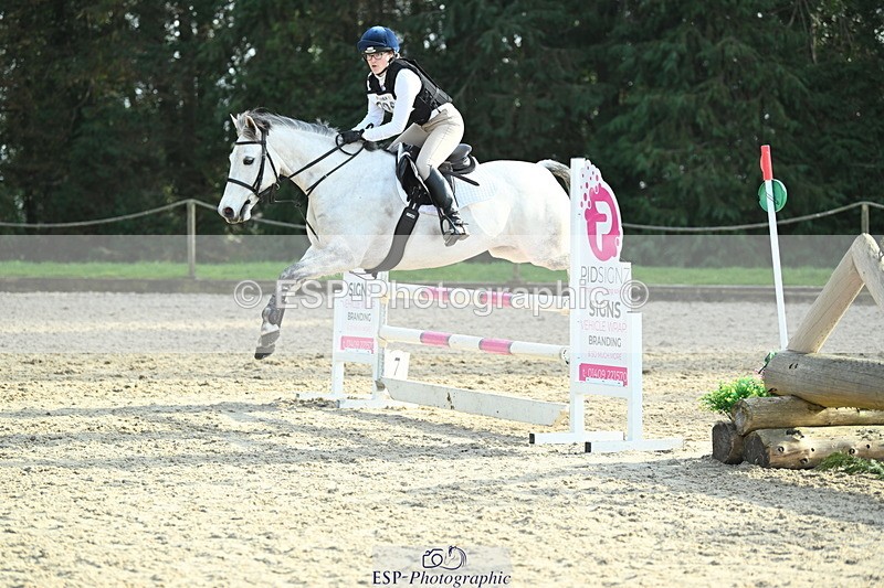 250309A-151918-01921 - Cls 03 90cm 15.05 to End