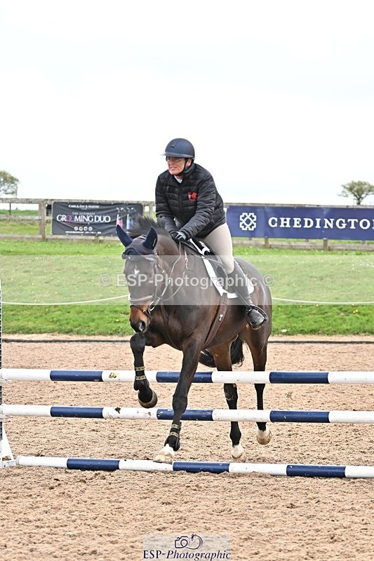 250414-113614-00596 - 90cm Round 1