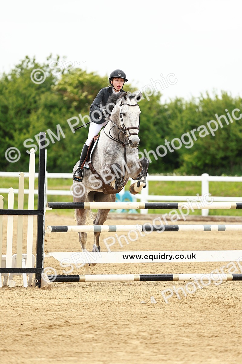 0B8A3952 - Class 4 - Senior Newcomers - 1.10m