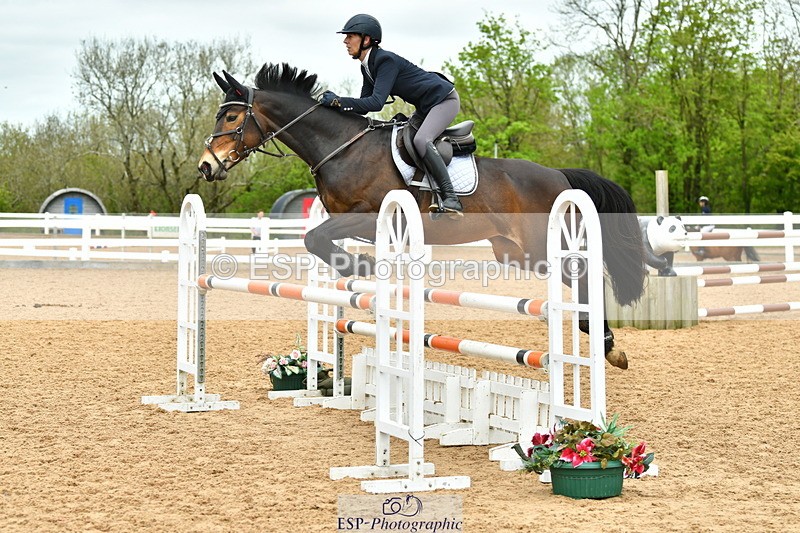 230507A-133748-08176 - Cls 43 1.05m Amateur Quali