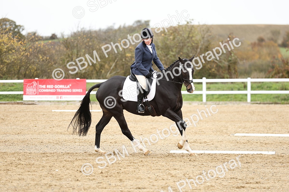 SBM_003065 - Class 8 - Novice 1