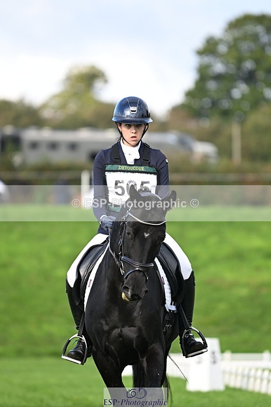 251023A-101958-02429 - G-505-Sarah.Amos