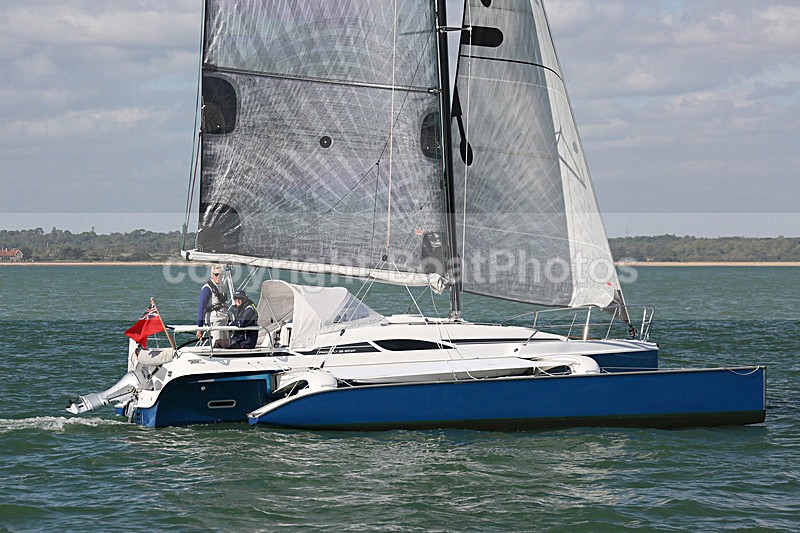 160911 GBR28105 - DRAGONFLY Y92A1003 - Sailboats - multihull