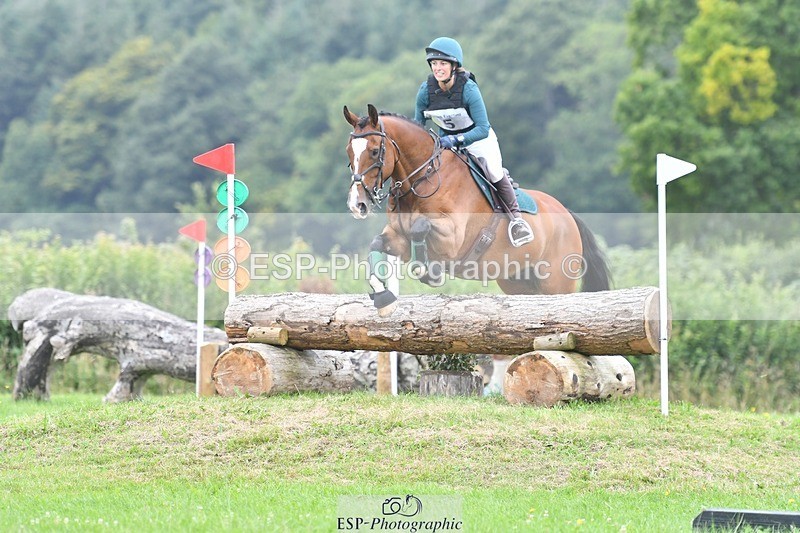 240803-113232-03208 - 005-Laura_Keam-DIAMOND_CRUISE_ON