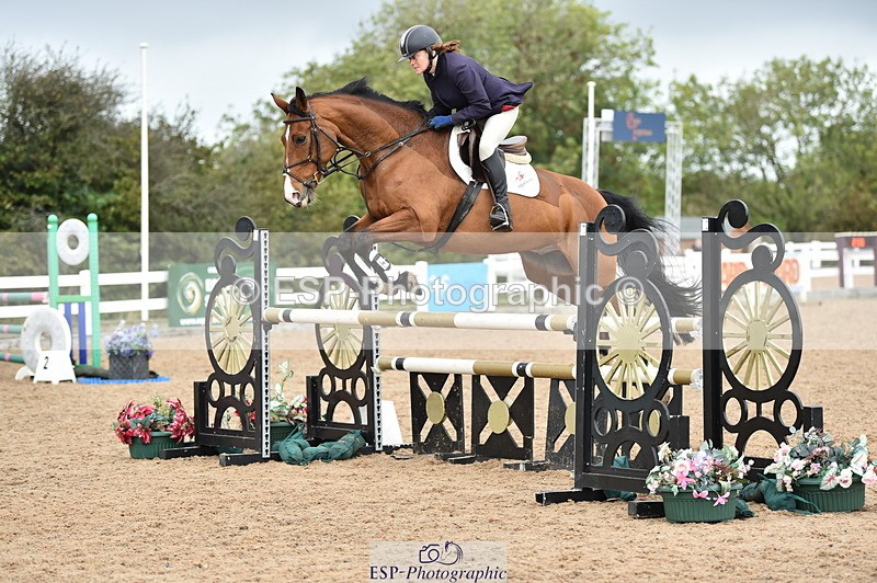 231013A-132136-01781 - Cls 3 1.05m Amateur Quali