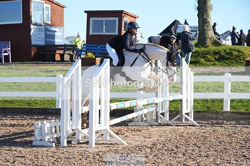 251130-105523-01023 - Cls 4 Pony Brit Nov & 80cm Open