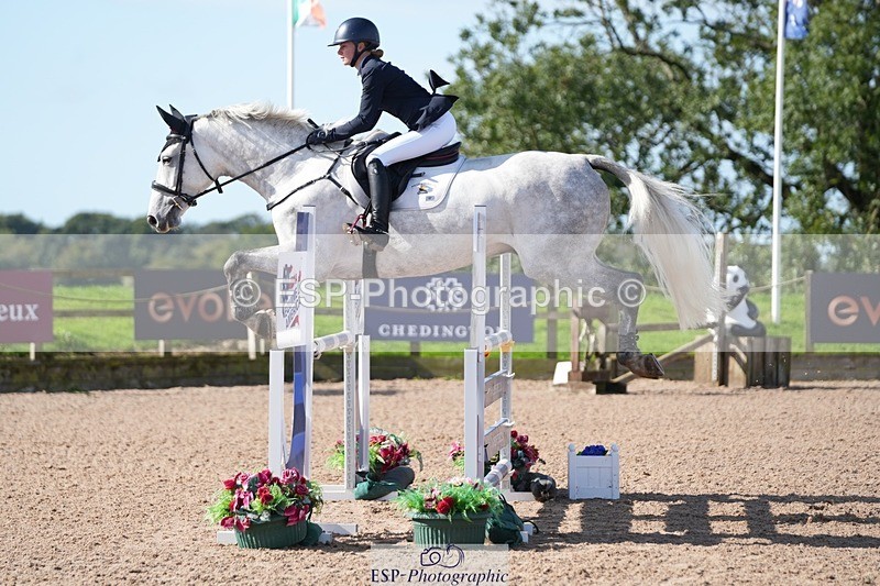 250913-103832-06206 - Cls 14 Snr Newcomers