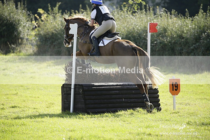  WWHT 171021 3366 - Intermediate (0.90m)  17/10/21