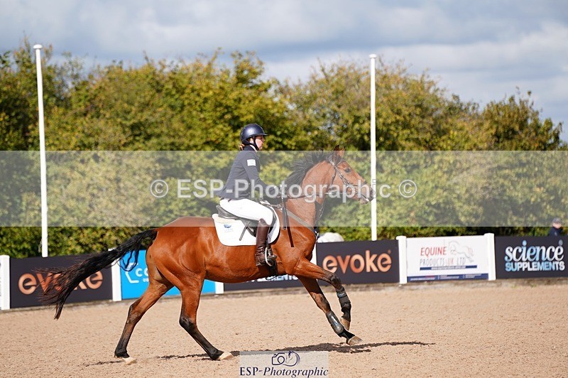 250921-114050-02762 - Cls 21+22 Club and Schools 70cm