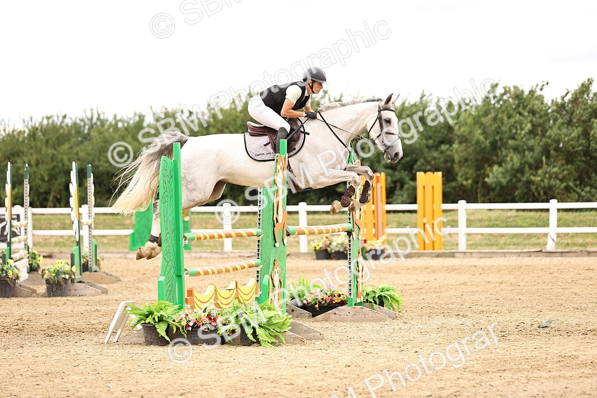 SBM_003285 - Class 21 - Senior Newcomers - 1.10m