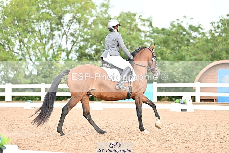 240817A-101150-07112 - 219-Sarah.Baldwin-Ervilha.Dos.Leitoes