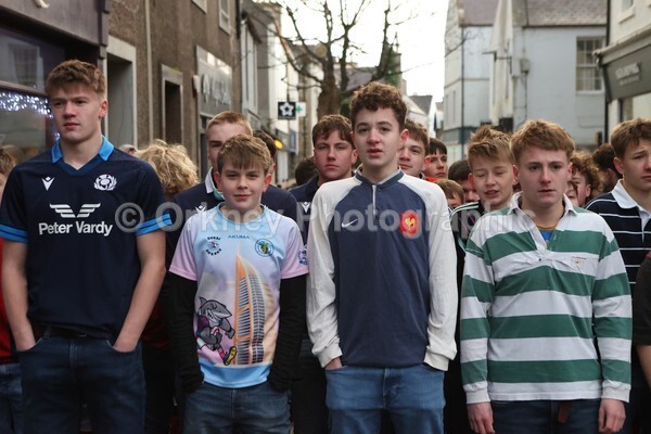 AA076310 - New Years Boys Ba'