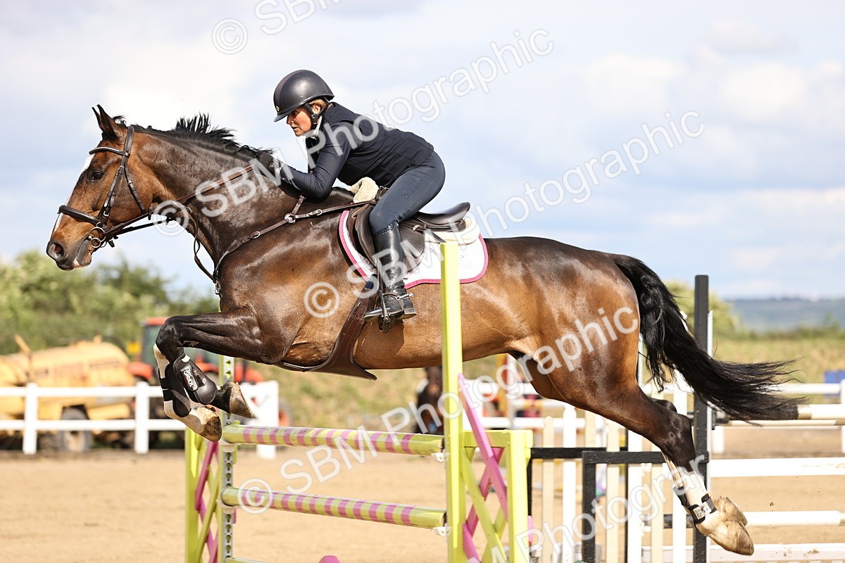 SBM_003623 - Class 13 - Senior Foxhunter - 1.20m