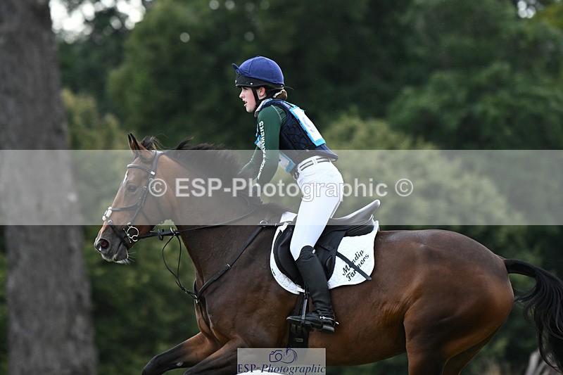 240825X-173847-37990 - 80cm XC 17.30 to End