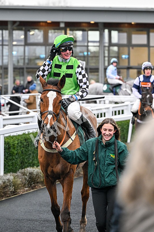 210126-Race 1-Ladronne-3385 - Race 1