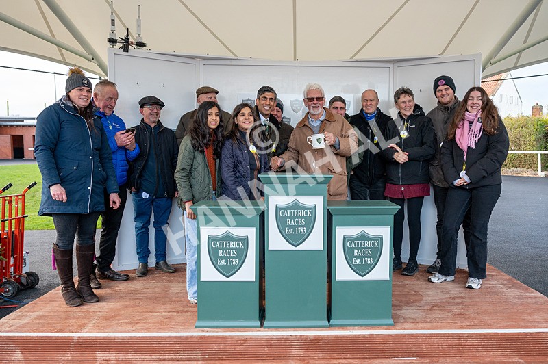 010125-Race 3-How About No-2264 - Race 3