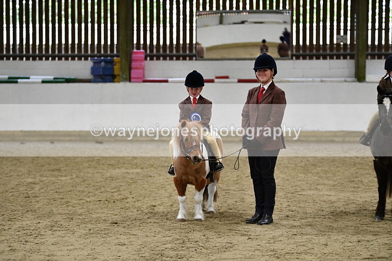 WJ5_7097 - Class 10 Childs Pony