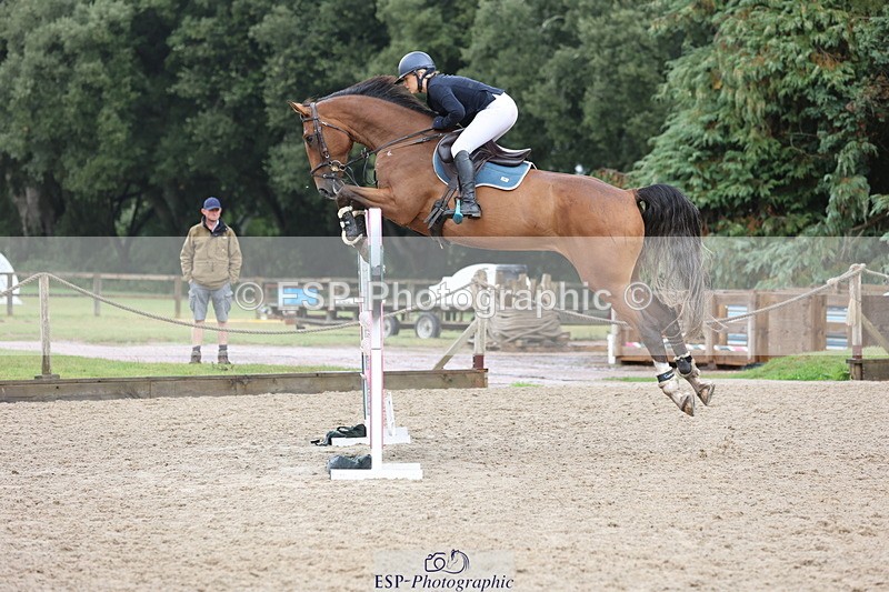 250831A-113435-09577 - Cls 41 1.05m Amateur Quali and Open